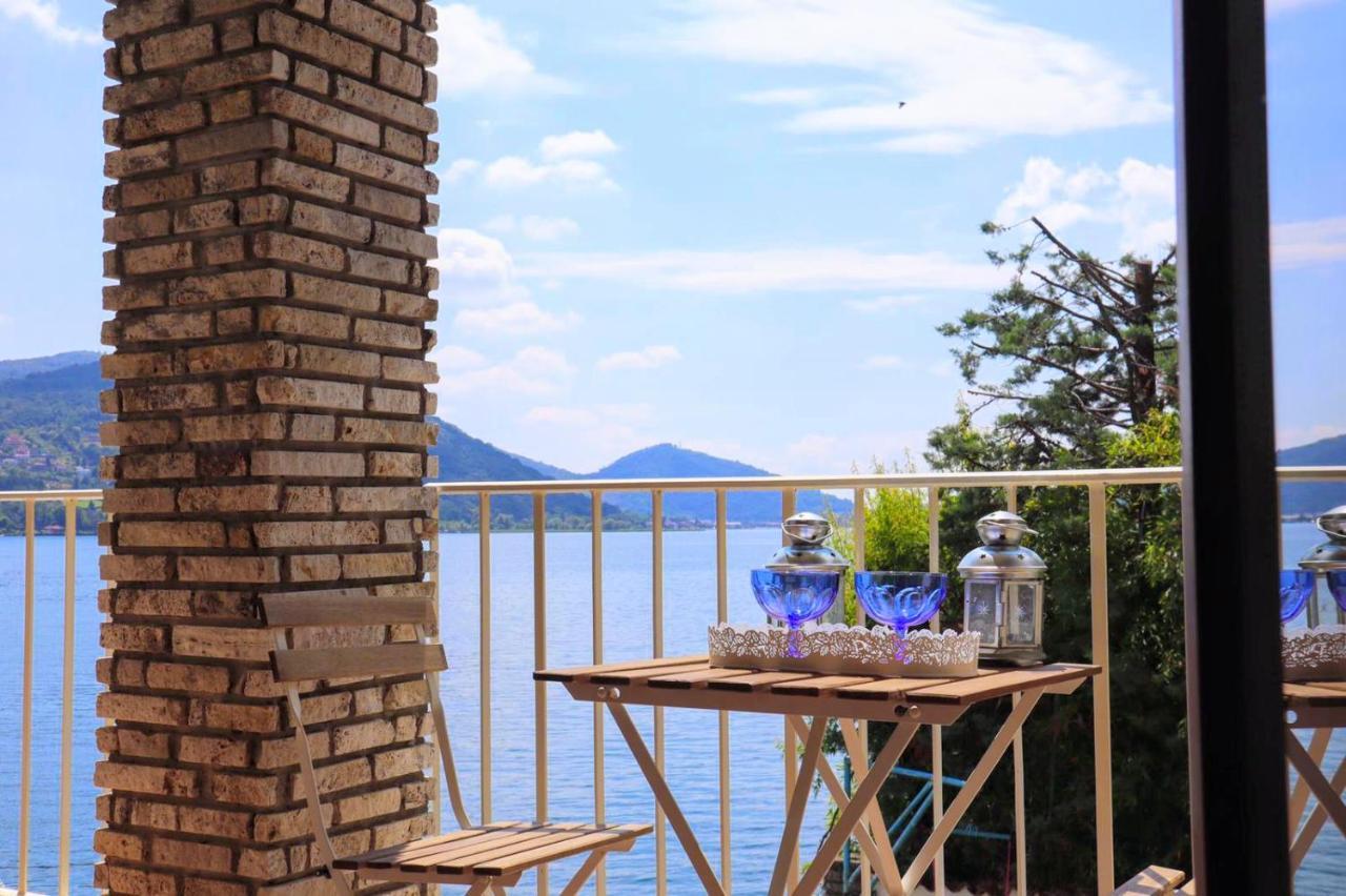 La Finestra "Sul Lago" Predore Dış mekan fotoğraf